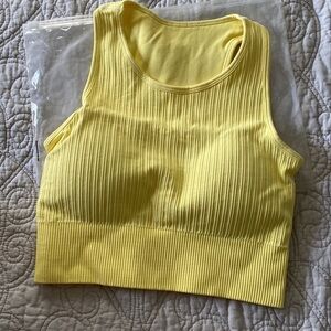 Vanoluya Yellow Ribbed Top